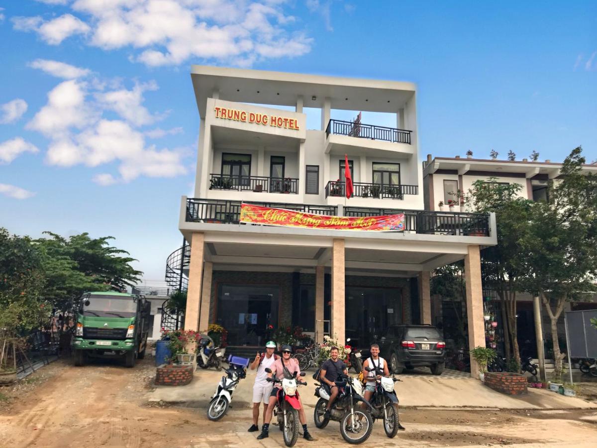 Trung Duc Hotel Φονγκ Να Εξωτερικό φωτογραφία